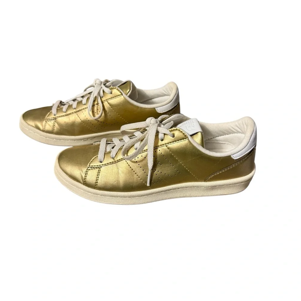 New Balance Gold Sneakers